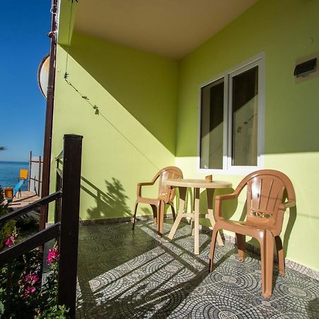 Mini Hotel Vavilon New Athos Eksteriør bilde
