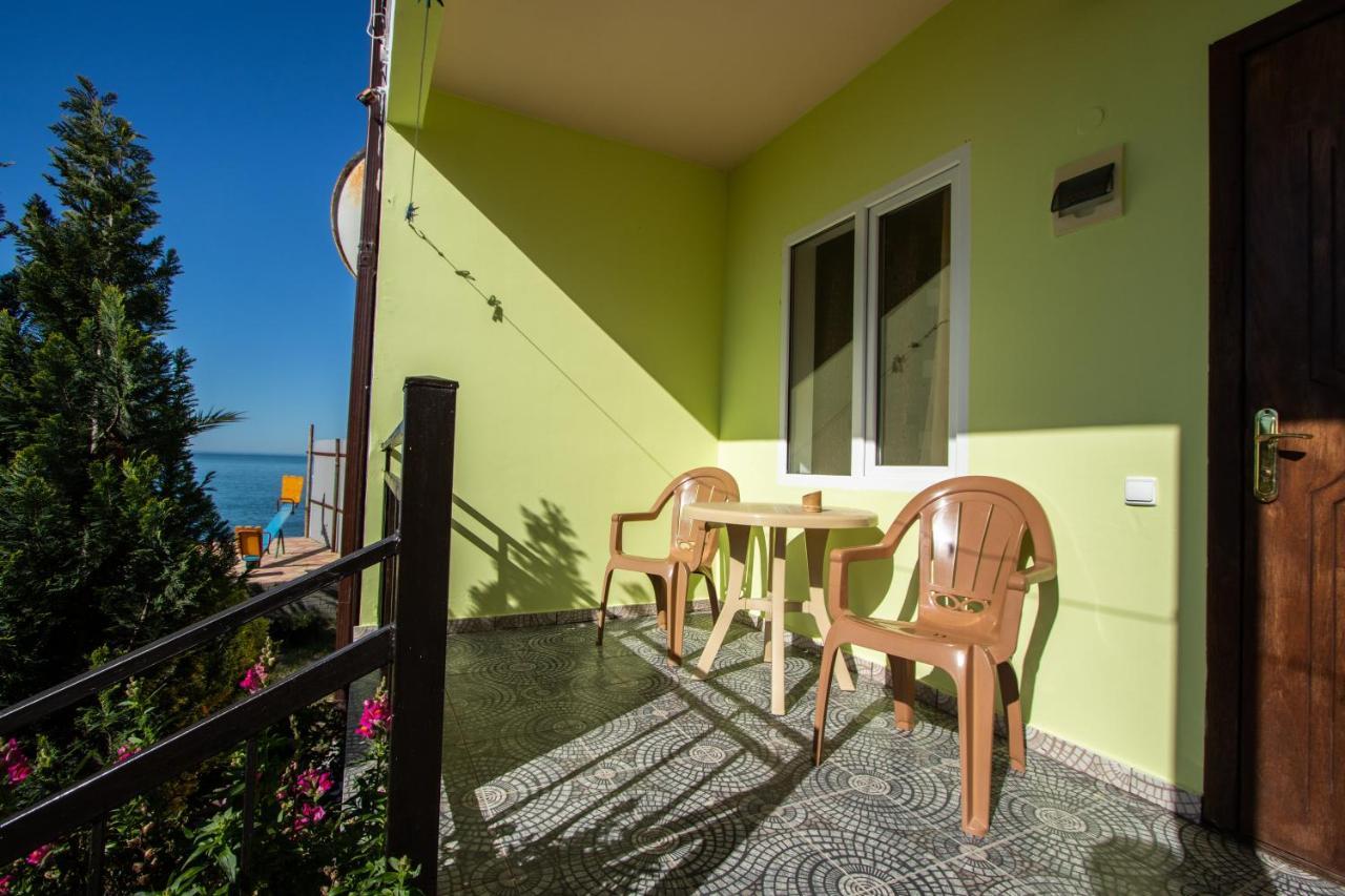 Mini Hotel Vavilon New Athos Eksteriør bilde